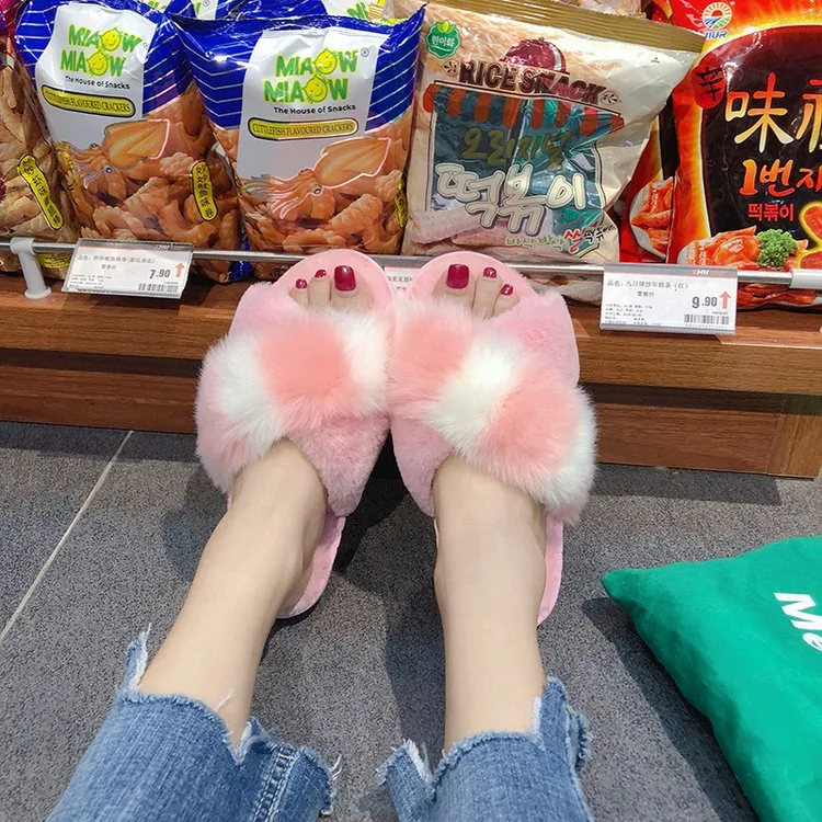 2020 Comfortable Faux Fur Cross Slippers