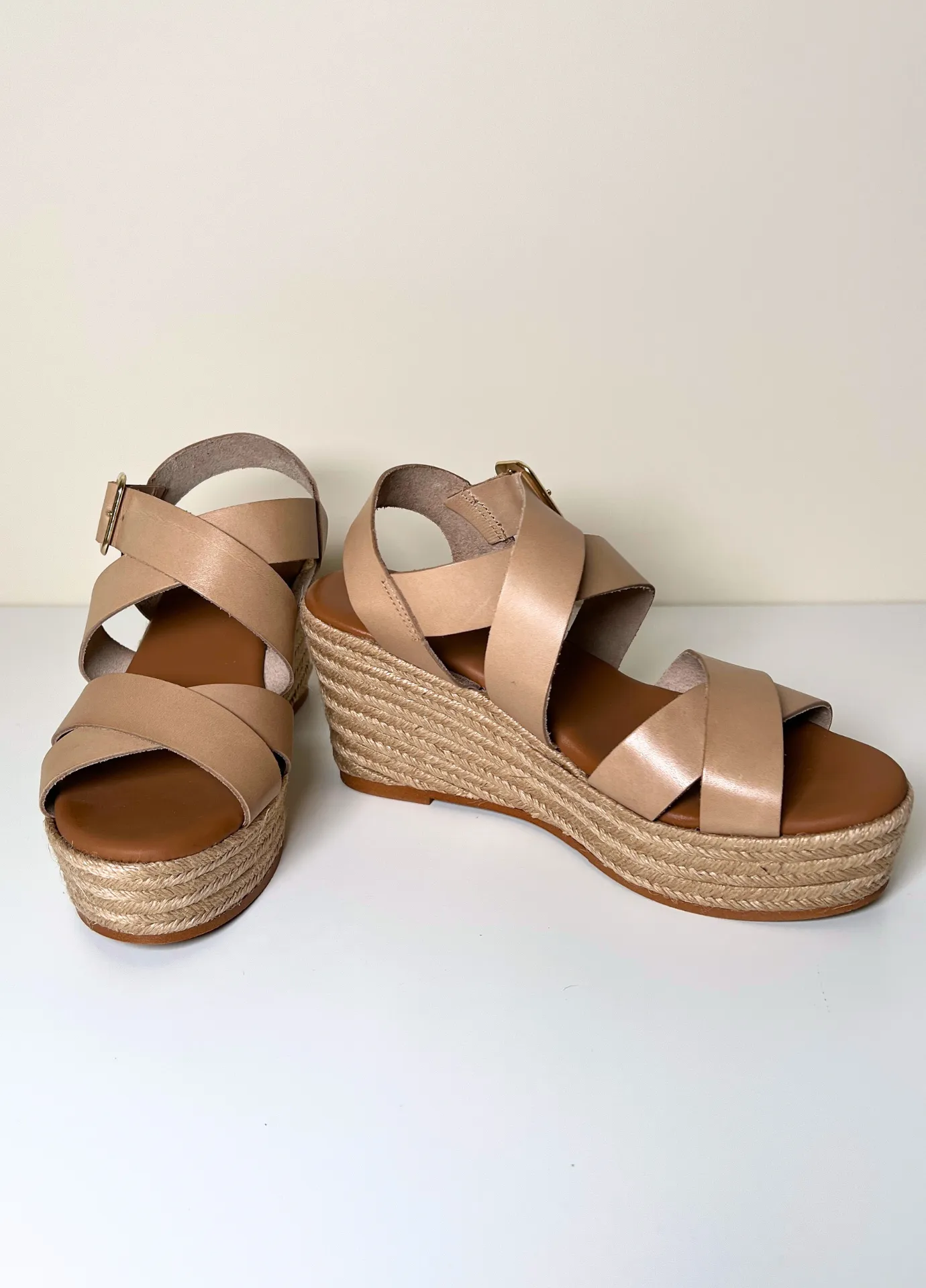 Billi Bi Wedges Beige