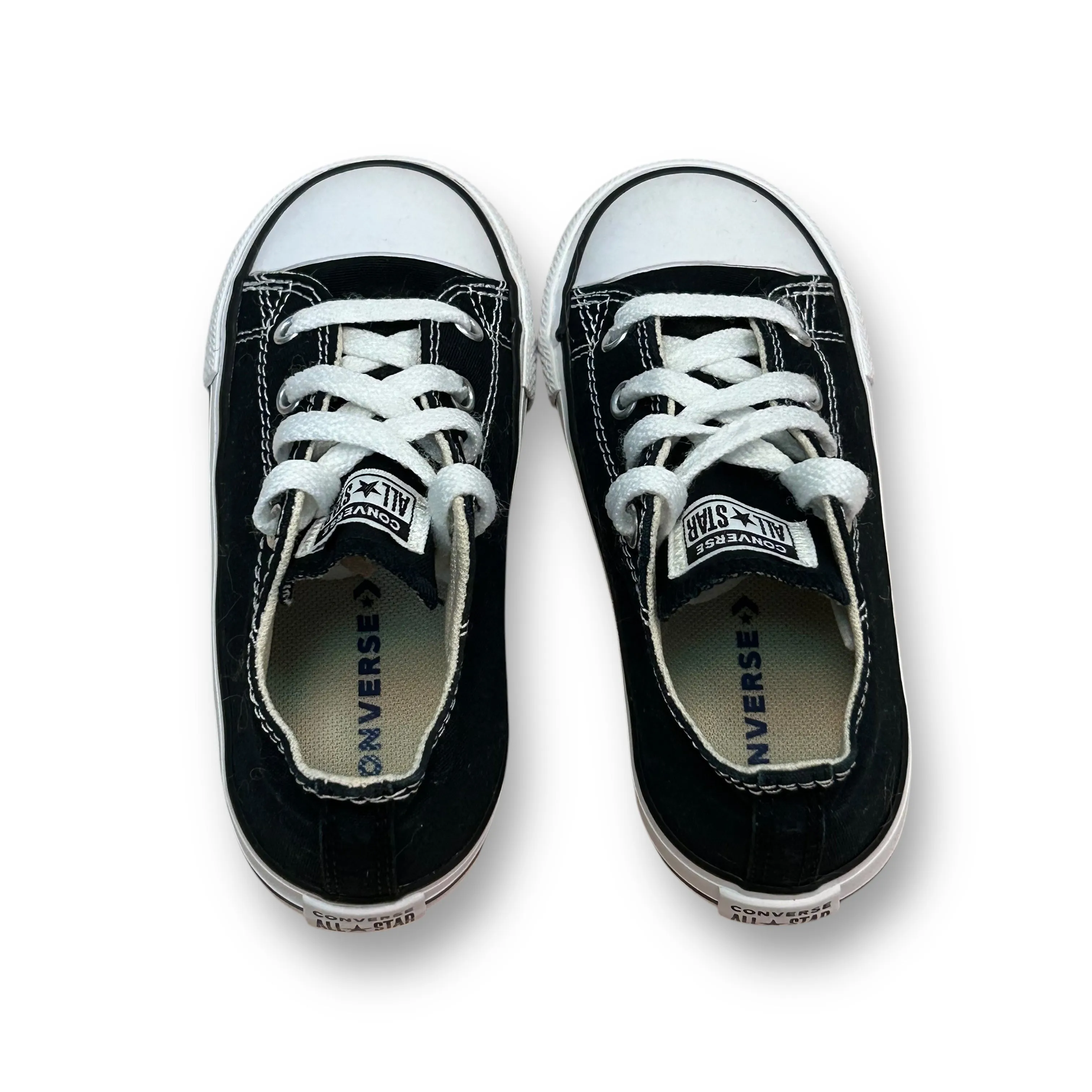 Converse All Star Toddler Size 9 Classic Fit Sneakers