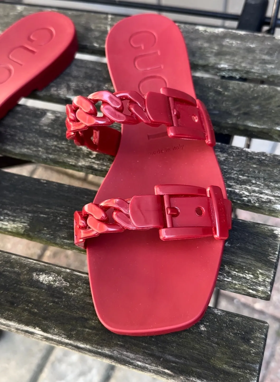 GUCCI Rubber Slide Sandals