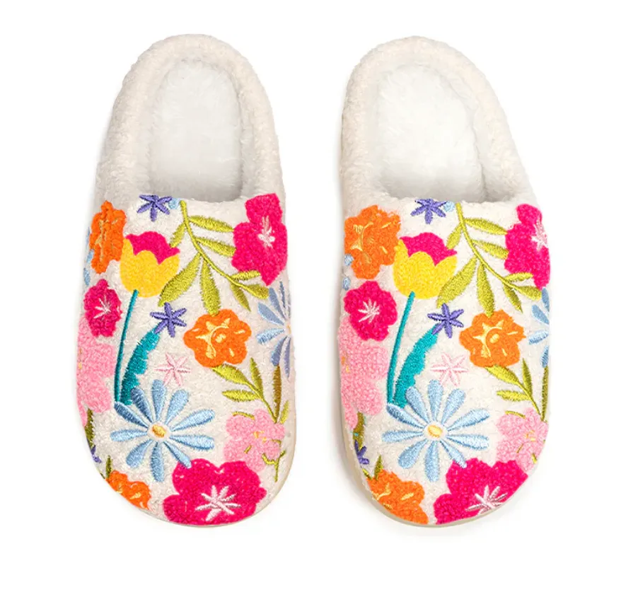 Living Royal Women's Slippers – Fits Womens Shoe Size M/L 9-12 – Flower Bloom