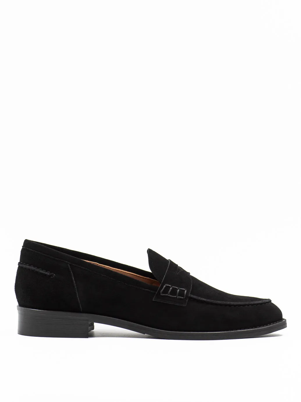 Penny loafers in black suede