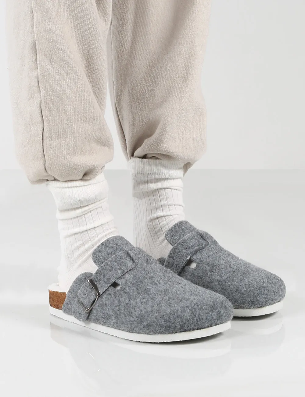 Winona Grey Faux Fur Lined Clog Slippers